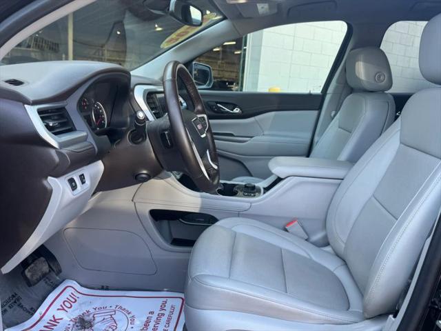 2023 GMC Acadia AWD SLT