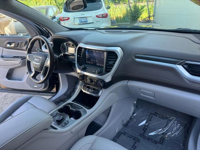 2023 GMC Acadia AWD SLT
