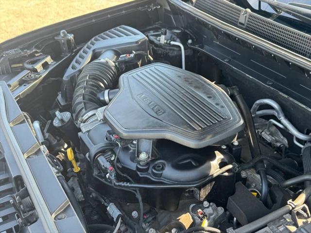 2023 GMC Acadia AWD SLT