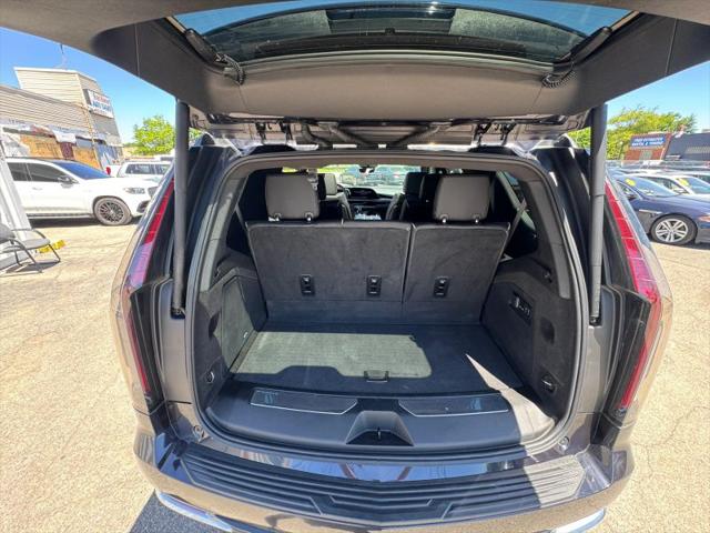 2024 Cadillac Escalade 4WD Premium Luxury