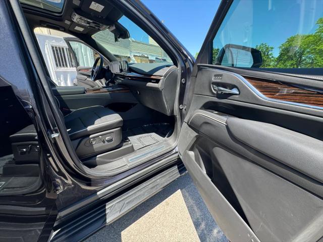 2024 Cadillac Escalade 4WD Premium Luxury