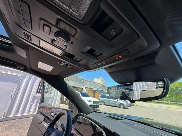 2024 Cadillac Escalade 4WD Premium Luxury