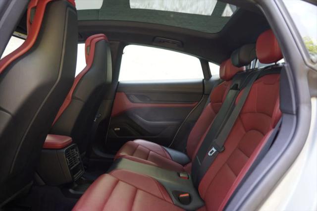 2021 Porsche Taycan Base