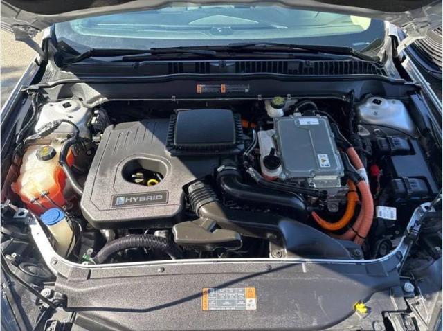 2018 Ford Fusion Hybrid SE