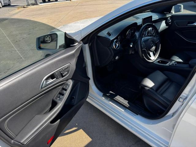 2016 Mercedes-Benz CLA 250