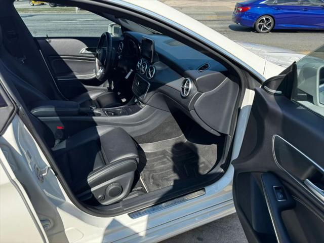 2016 Mercedes-Benz CLA 250