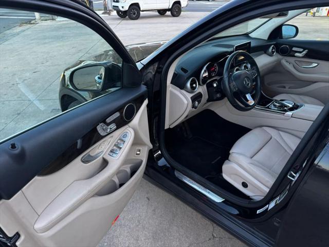 2016 Mercedes-Benz GLC 300