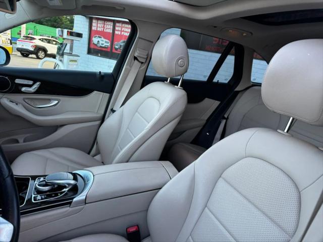 2016 Mercedes-Benz GLC 300