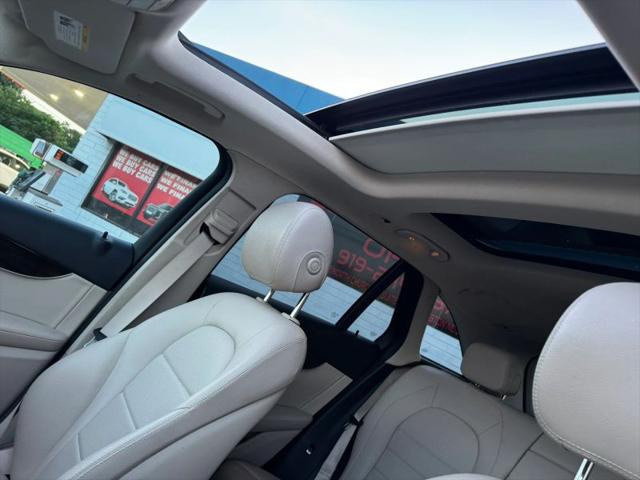 2016 Mercedes-Benz GLC 300