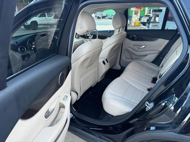 2016 Mercedes-Benz GLC 300