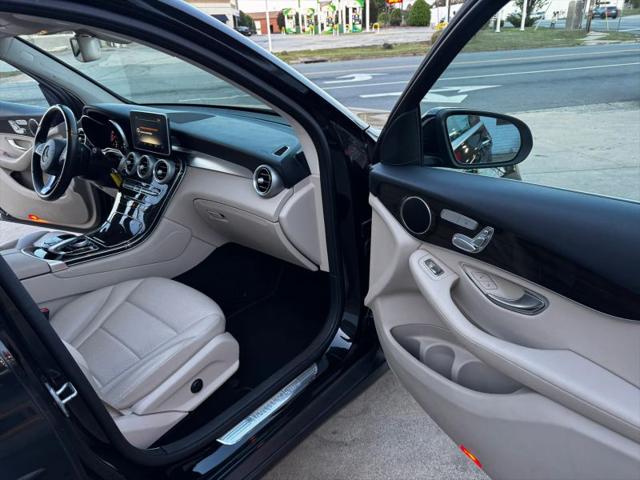 2016 Mercedes-Benz GLC 300