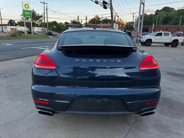 2014 Porsche Panamera 4