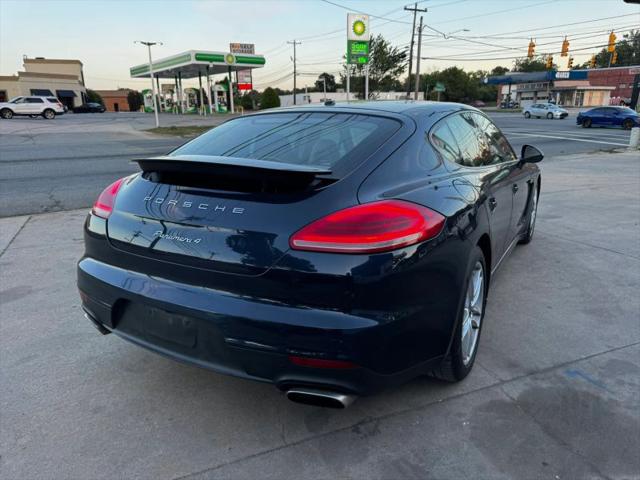 2014 Porsche Panamera 4
