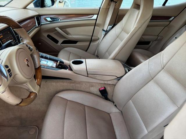 2014 Porsche Panamera 4