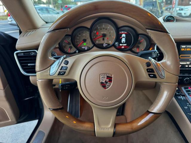 2014 Porsche Panamera 4