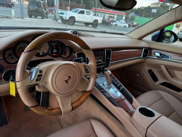 2014 Porsche Panamera 4