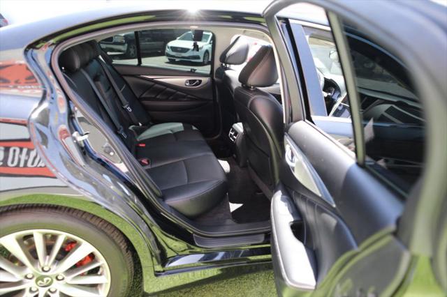 2023 INFINITI Q50 LUXE
