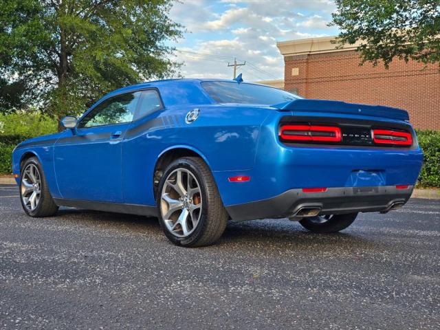2015 Dodge Challenger SXT Plus