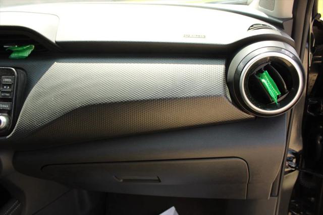2024 Nissan Kicks SV Xtronic CVT
