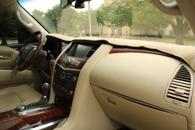 2017 INFINITI QX80 Base