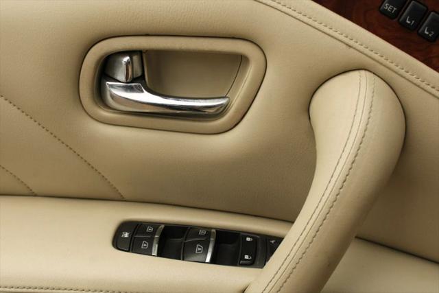 2017 INFINITI QX80 Base