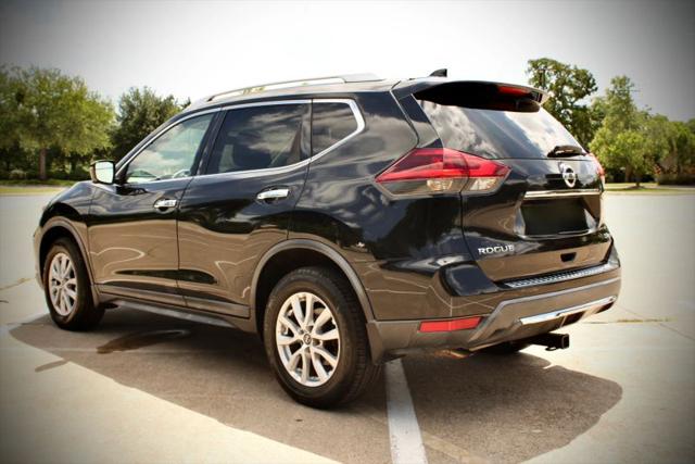 2018 Nissan Rogue SV