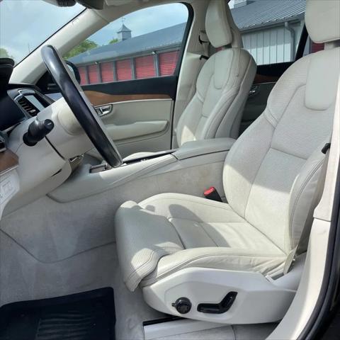 2016 Volvo XC90 Hybrid T8 Inscription