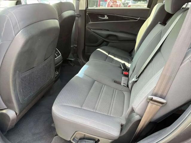 2017 Kia Sorento 2.4L LX