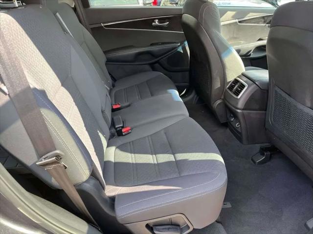 2017 Kia Sorento 2.4L LX