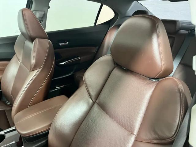 2017 Acura TLX w/Technology Package