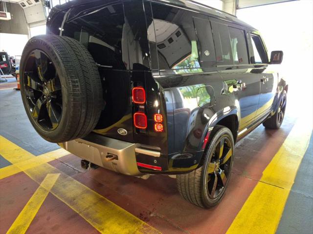 2021 Land Rover Defender 110 X-Dynamic SE