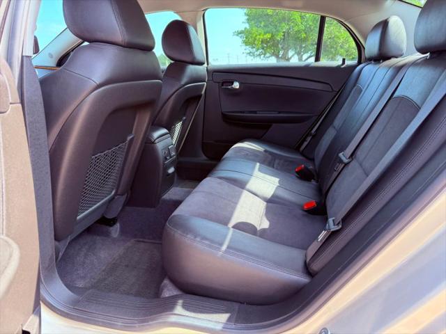 2012 Chevrolet Malibu 2LT