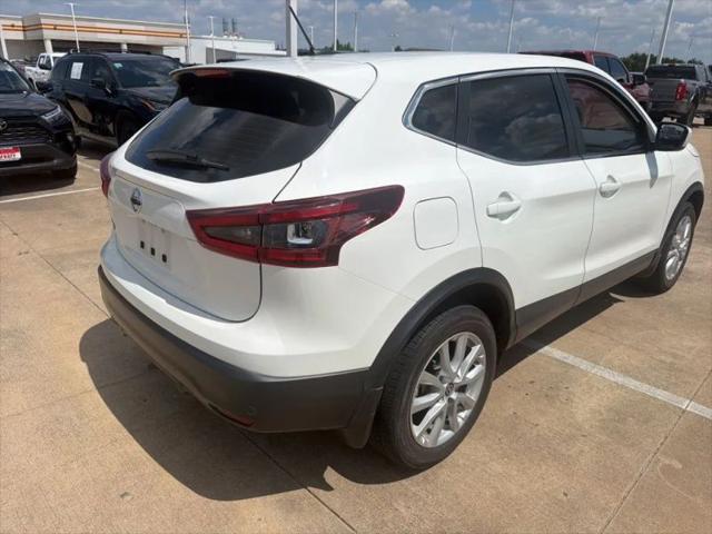 2022 Nissan Rogue Sport S FWD Xtronic CVT