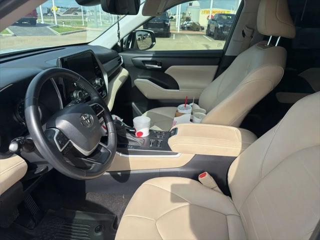 2023 Toyota Highlander XLE