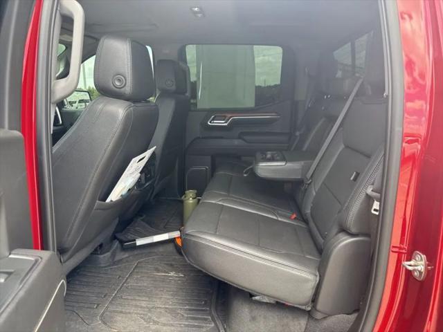2023 GMC Sierra 1500 4WD Crew Cab Short Box Denali
