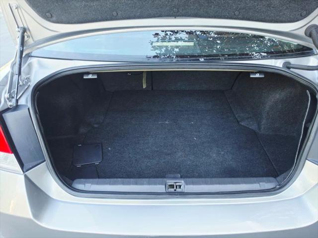 2011 Subaru Legacy 2.5i
