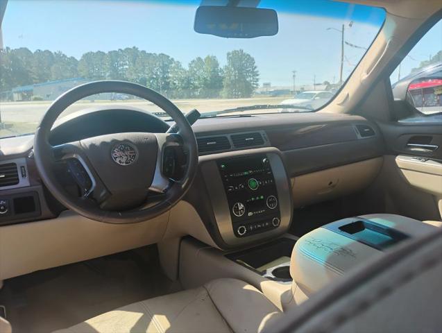 2011 GMC Yukon SLE