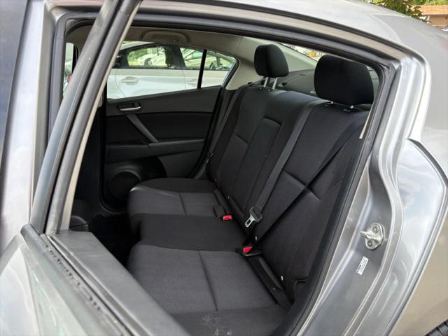 2010 Mazda Mazda3 i Touring
