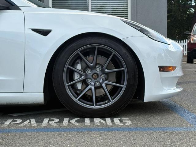 2022 Tesla Model 3 Long Range Dual Motor All-Wheel Drive