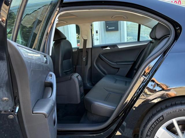 2015 Volkswagen Jetta 1.8T SE