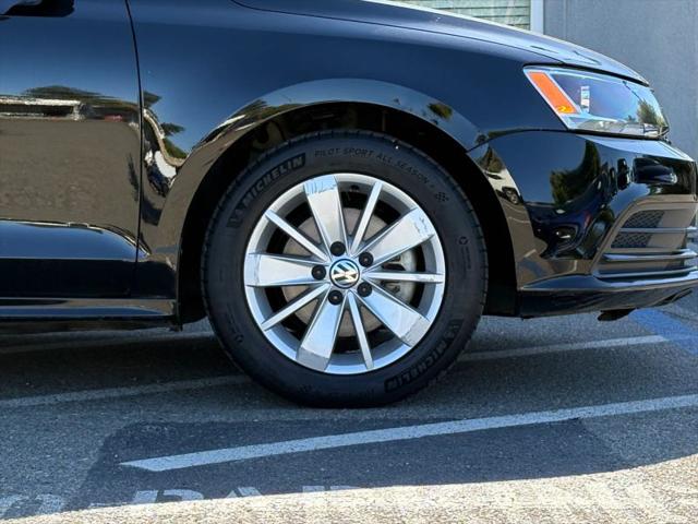 2015 Volkswagen Jetta 1.8T SE
