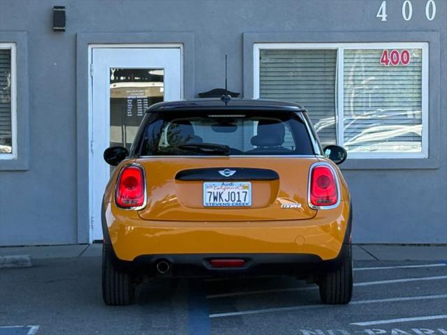 2017 MINI Hardtop Cooper