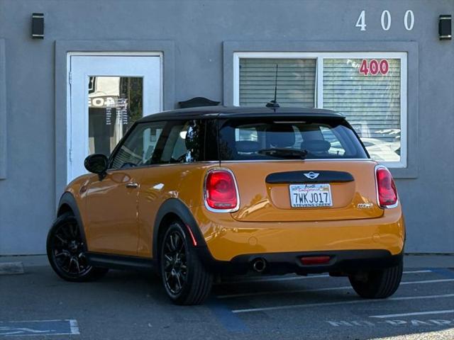 2017 MINI Hardtop Cooper