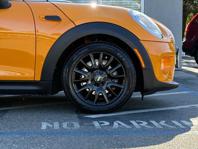 2017 MINI Hardtop Cooper