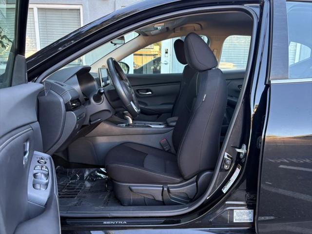 2022 Nissan Sentra SV Xtronic CVT