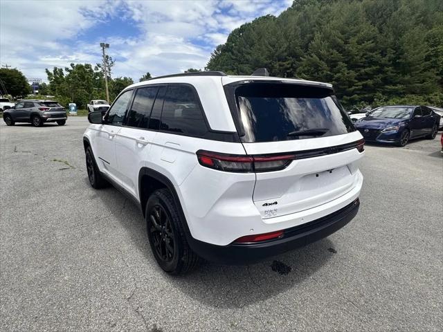 2025 Jeep Grand Cherokee Altitude 4x4