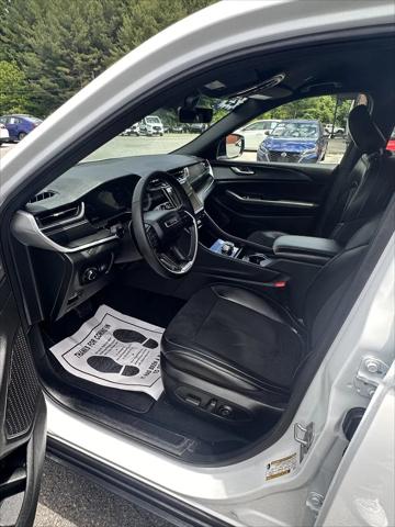 2025 Jeep Grand Cherokee Altitude 4x4