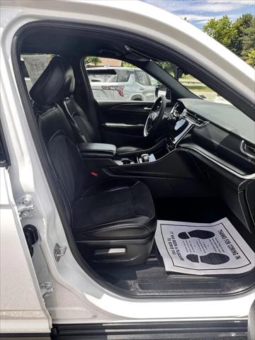 2025 Jeep Grand Cherokee Altitude 4x4