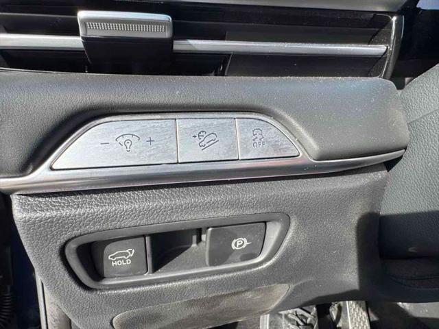 2025 Genesis GV80 2.5T Standard AWD
