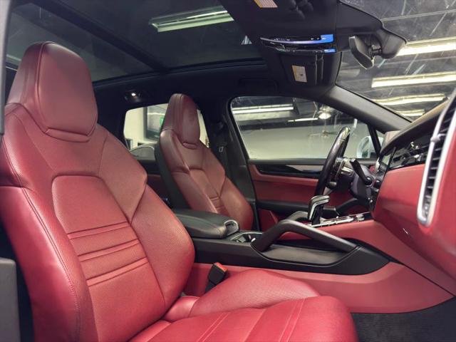 2019 Porsche Cayenne E-Hybrid E